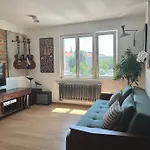 Apartment With A Musical Soul - Leopoldstadt